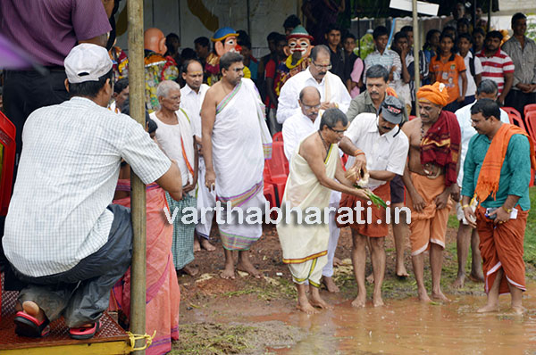 ಮುಲ್ಕಿ: ತುಳುನಾಡು ಕೃಷಿ ಜಾನಪದೋತ್ಸವ ಕಾರ್ಯಕ್ರಮ